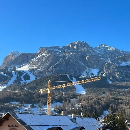 Luxury Lägenhet Cortina dʼAmpezzo